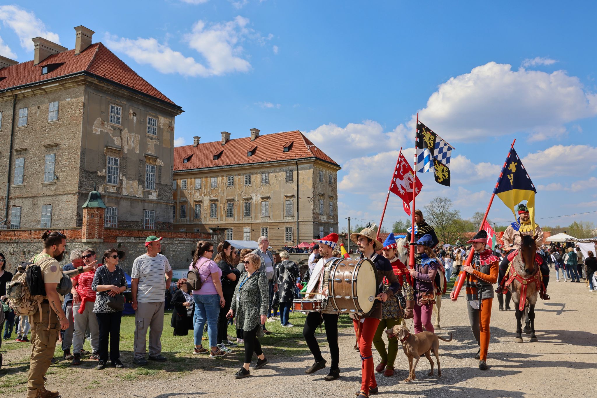 Vivat Holíč Autor: Vladimír Miček